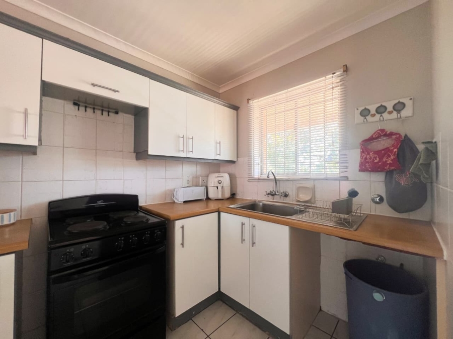 2 Bedroom Property for Sale in Durbanville Western Cape